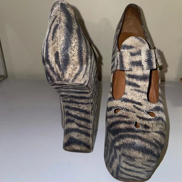 Jeffrey Campbell Tee-Off Beige Black Zebra - Picture 11 of 11